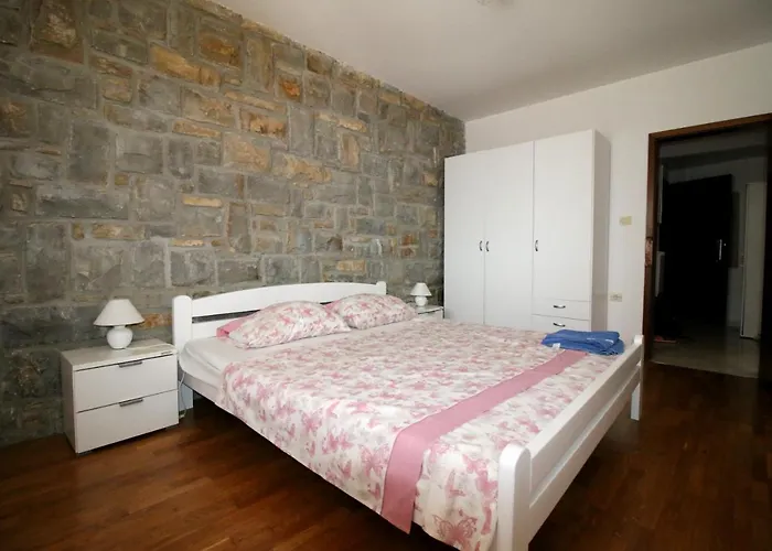 Mediteran 波尔托罗